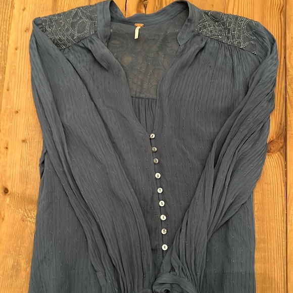 Blue Free People blouse size large - Picture 1 of 3